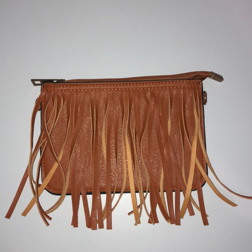 Fringe wallet